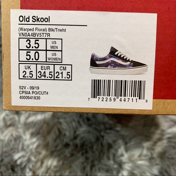 Vans Old Skool Floral Shoe - Picture 6 of 12